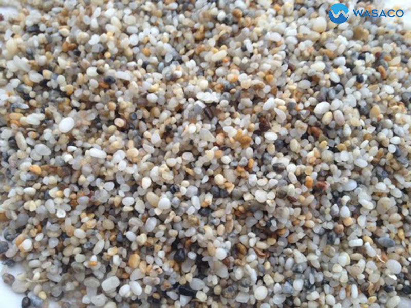 Cát thạch anh giữ được các hạt có kích thước từ 20 - 40 micron