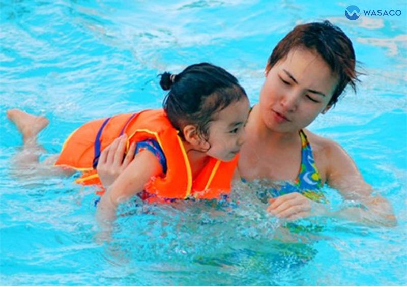 Áo phao cứu hộ