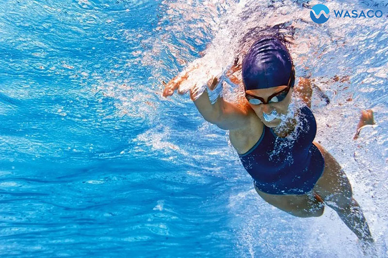 Đảm bảo an toàn sức khỏe người bơi
