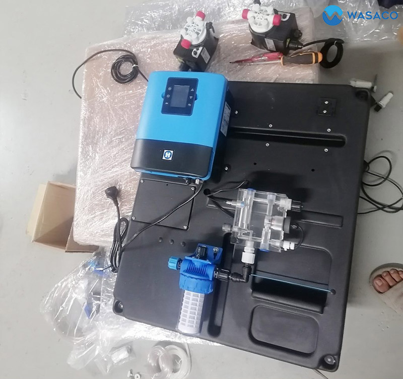 Sử dụng bộ châm hóa chất tự động