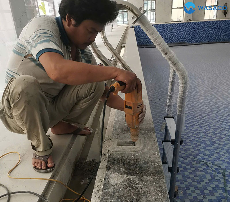 Khó tháo lắp thang